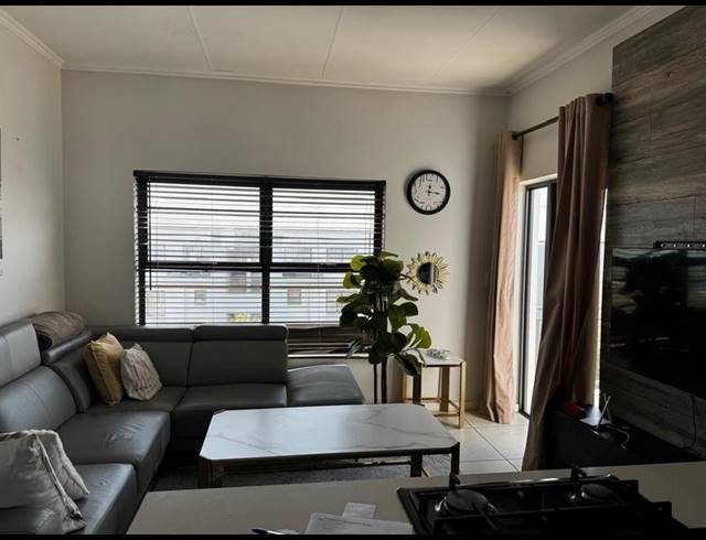 1 BEDROOM PROPERTY TO RENT IN GREENSTONE HILL
